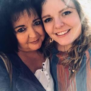 Meet your Posher, Bonita